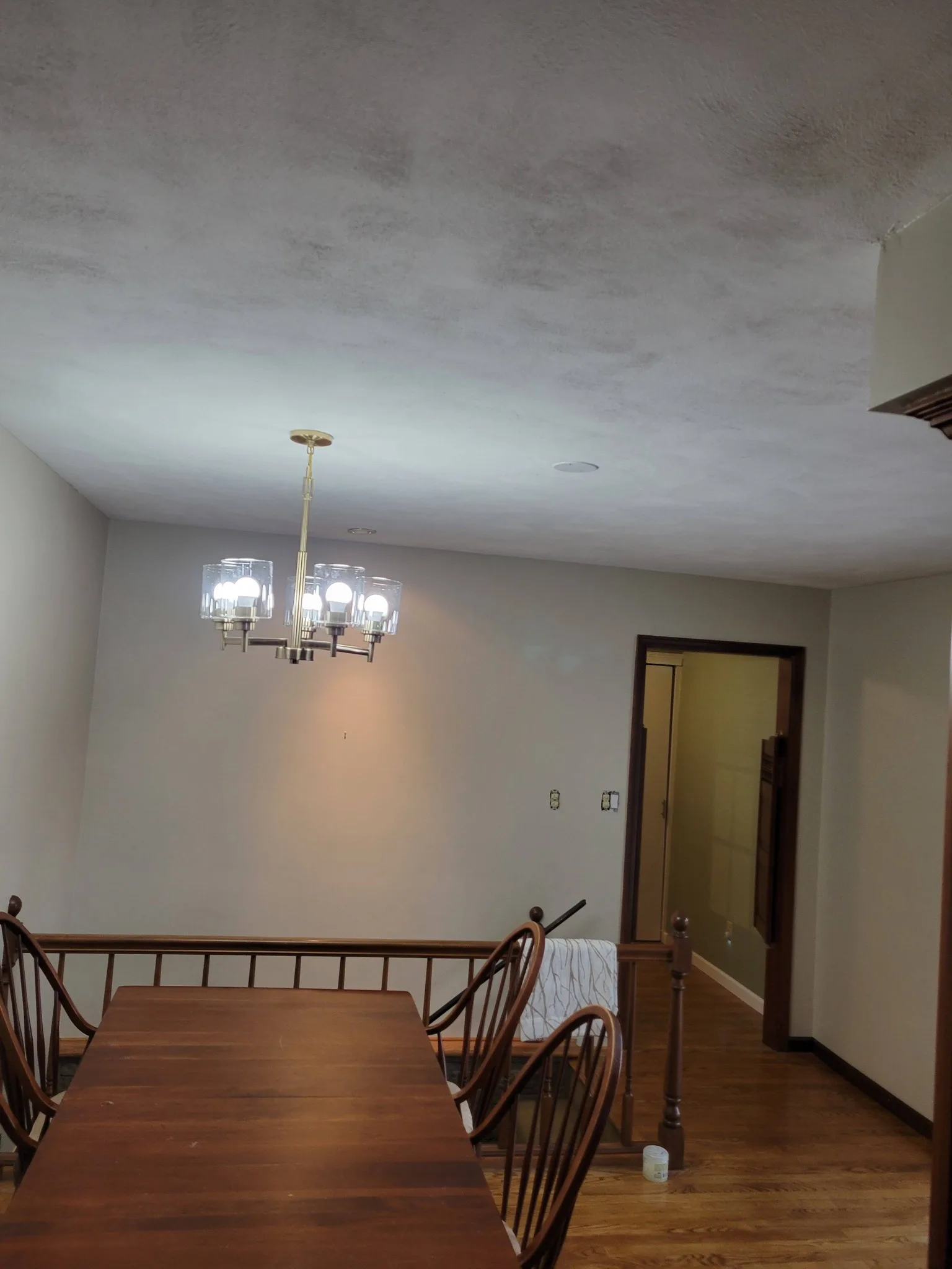 Residential lighting installation project
